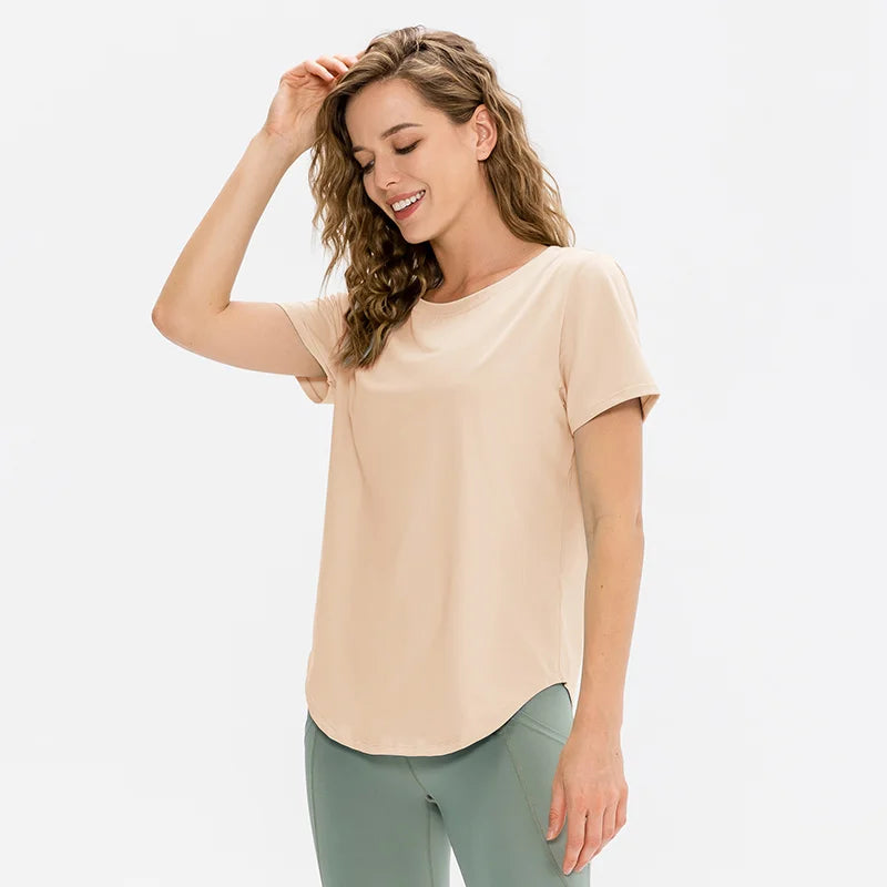 Women’s Loose Yoga Top – Breathable, Quick-Dry T-shirt