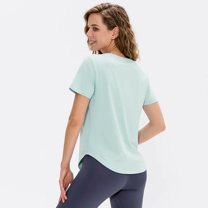 Women’s Loose Yoga Top – Breathable, Quick-Dry T-shirt